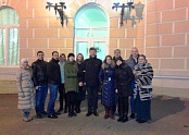 Прихожане храма побывали на спектакле в Ростовском молодежном театре