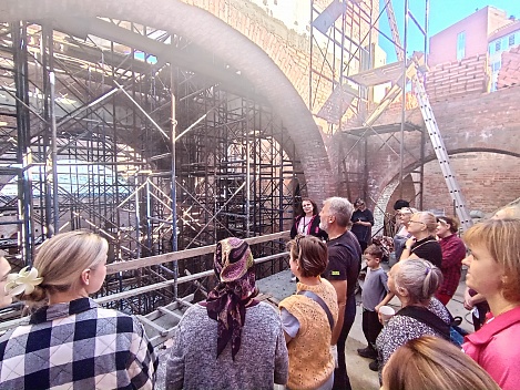 Осенний воскресник в нашем храме.